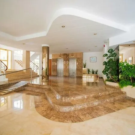 Cozy Beach Penthouse Appartement *